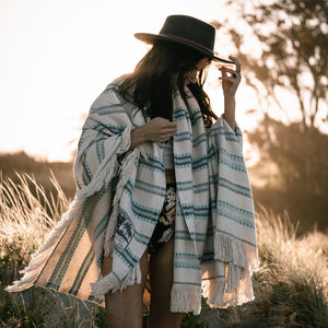KIRRA CURL BLANKET